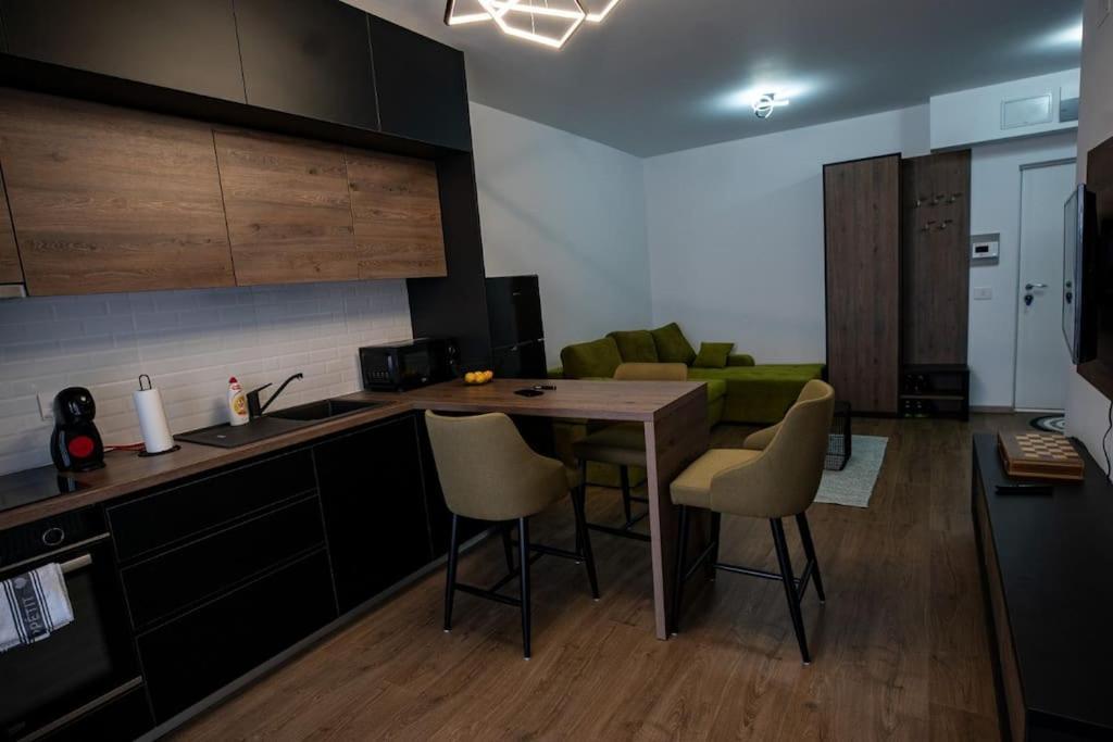 Sunrise Apartment Oradea Zewnętrze zdjęcie